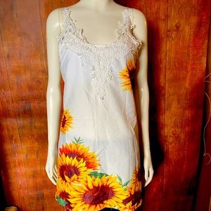 Lovely NEW Sunflower Dress